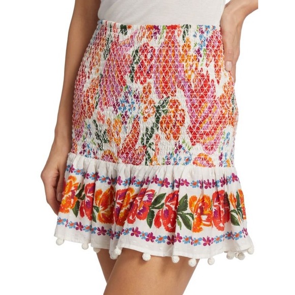 FARM Rio Spring Bananas Mini Skirt Floral Smocked Pom Pom Trim Women's
Small NWT - Picture 11 of 11